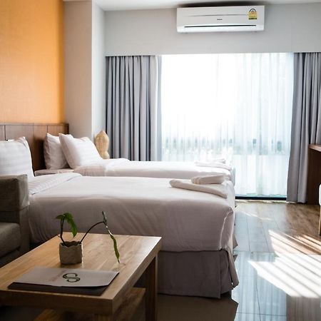 Crystal Jade Hotel Rayong Bagian luar foto