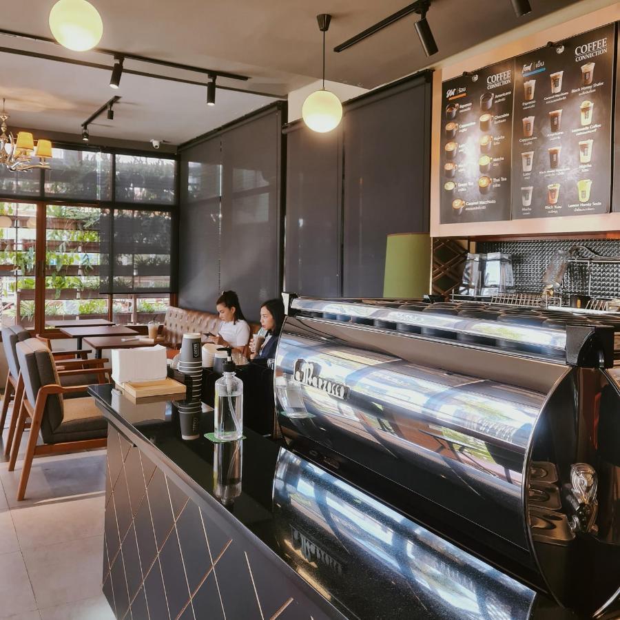 Crystal Jade Hotel Rayong Bagian luar foto