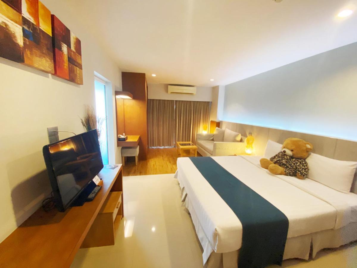 Crystal Jade Hotel Rayong Bagian luar foto