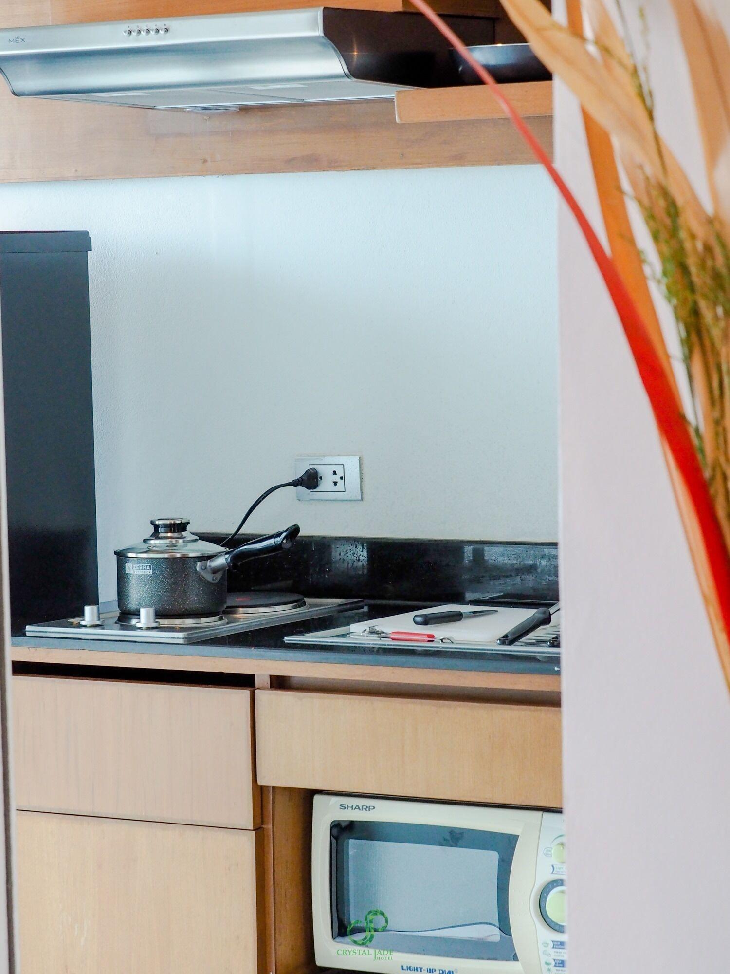 Crystal Jade Hotel Rayong Bagian luar foto