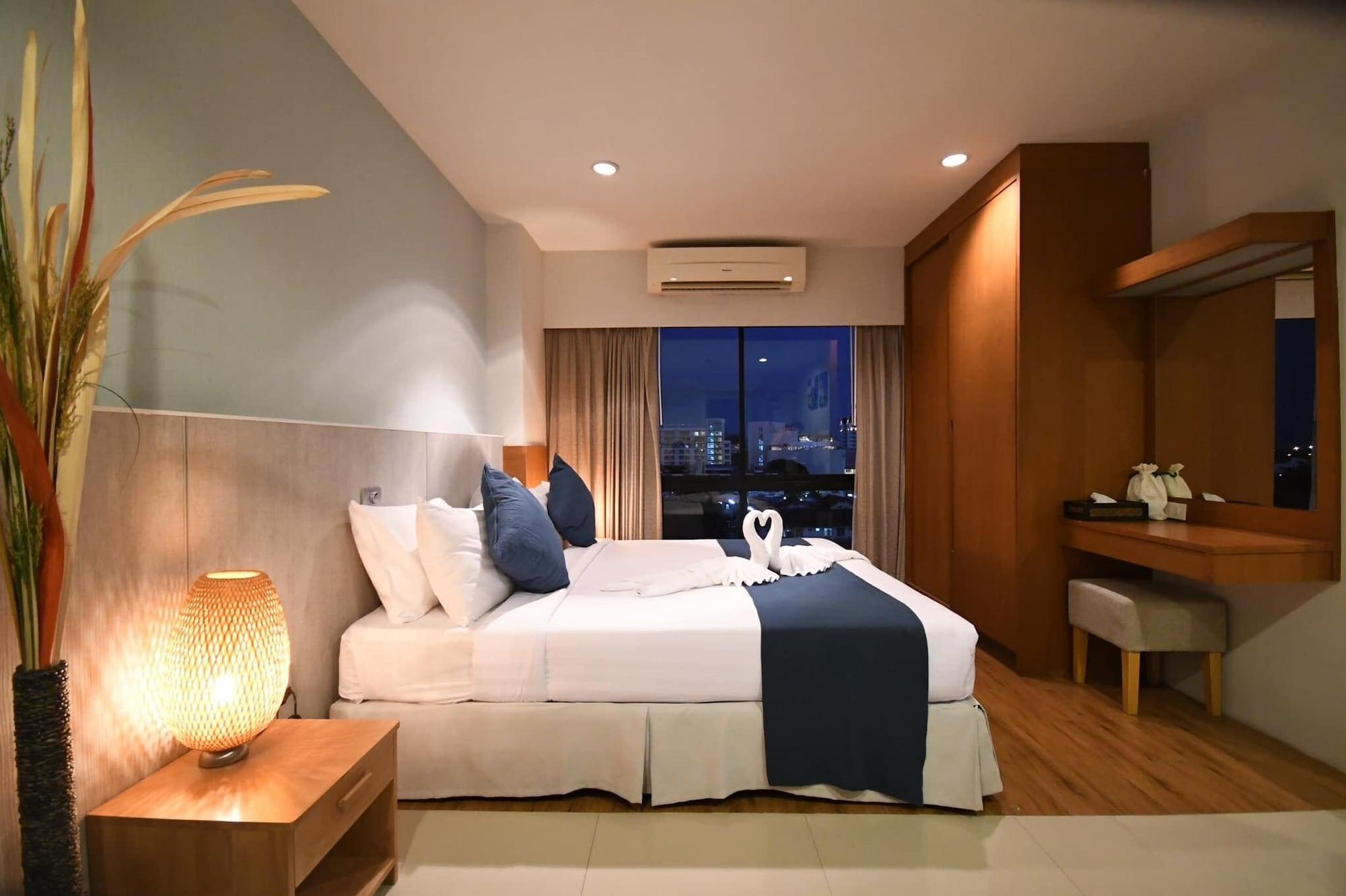 Crystal Jade Hotel Rayong Bagian luar foto