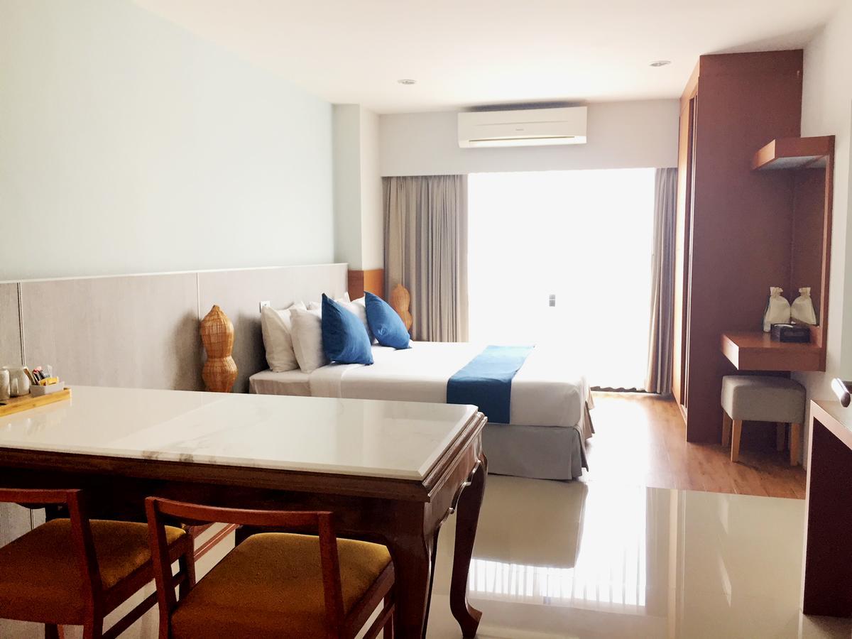Crystal Jade Hotel Rayong Bagian luar foto