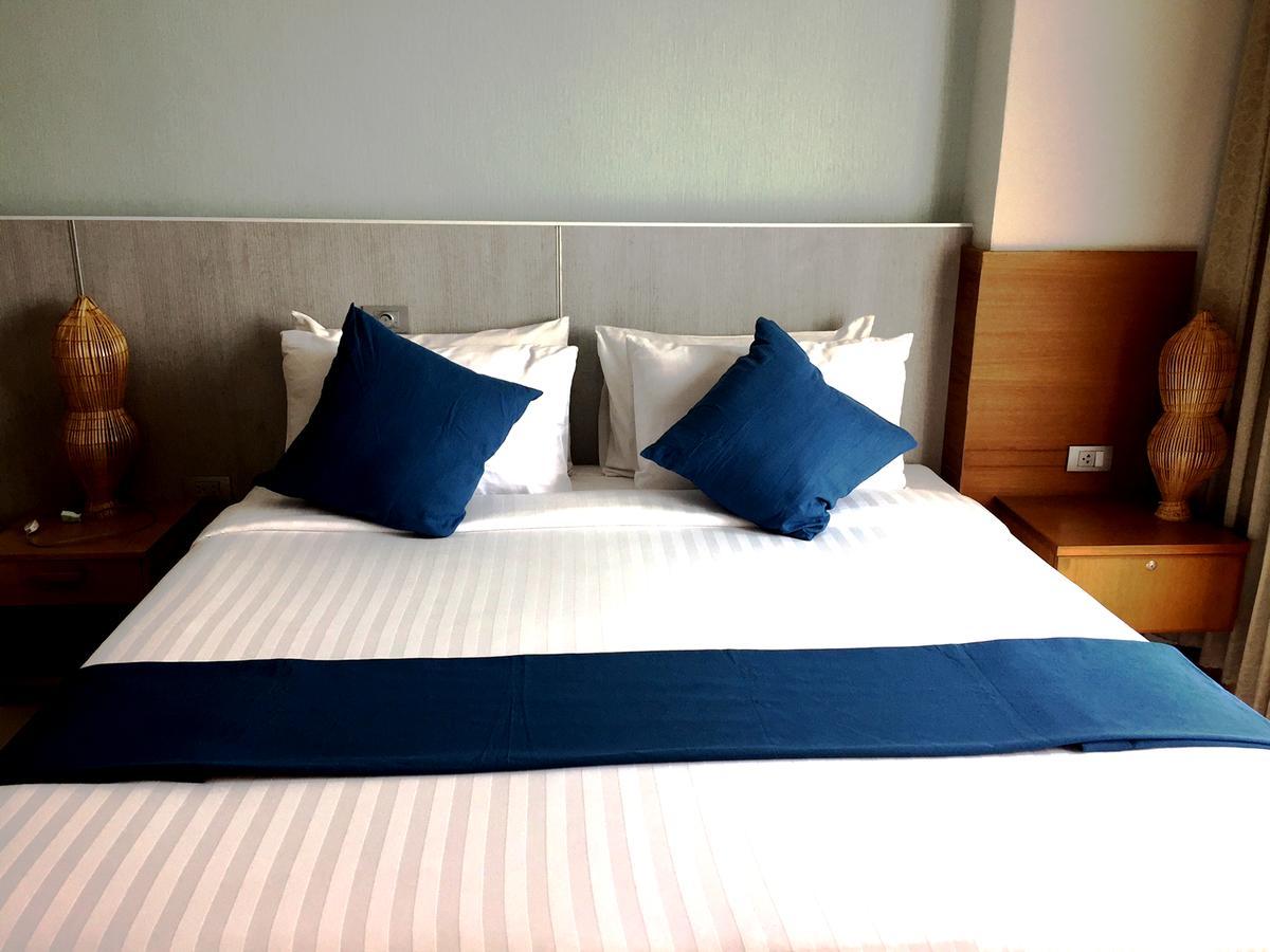 Crystal Jade Hotel Rayong Bagian luar foto