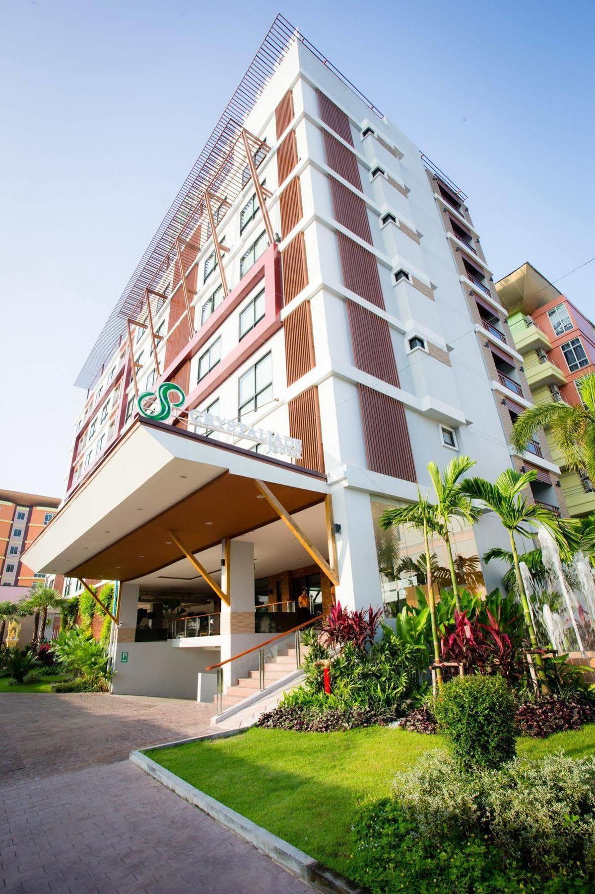 Crystal Jade Hotel Rayong Bagian luar foto