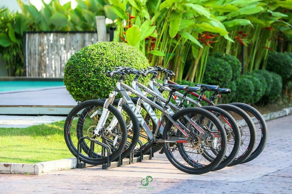 Crystal Jade Hotel Rayong Bagian luar foto